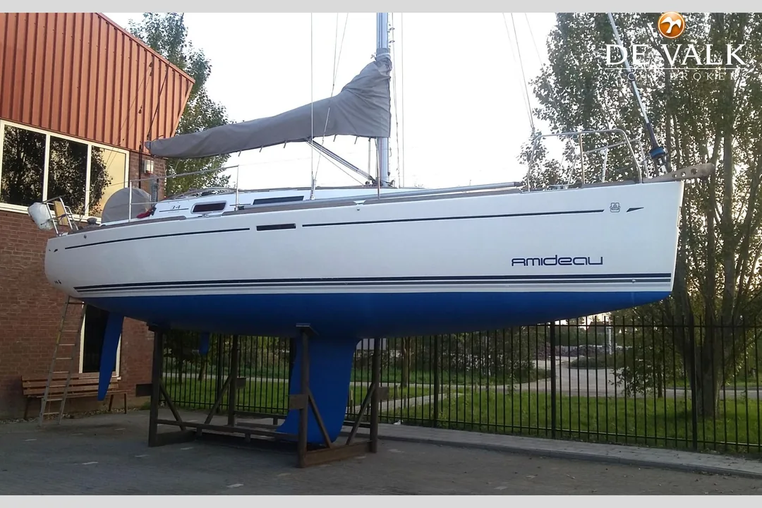 DUFOUR 34 sailing