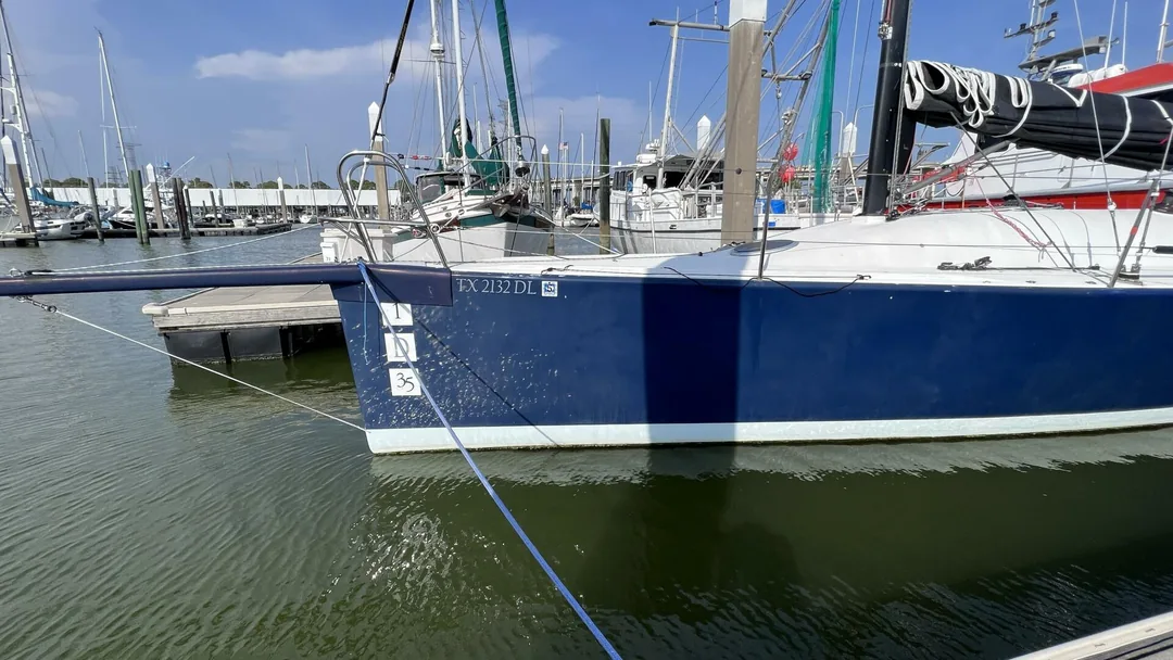 1D35 sailing