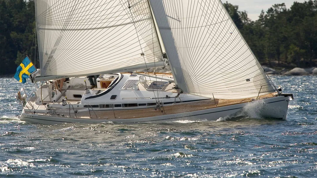 ARCONA 400 sailing