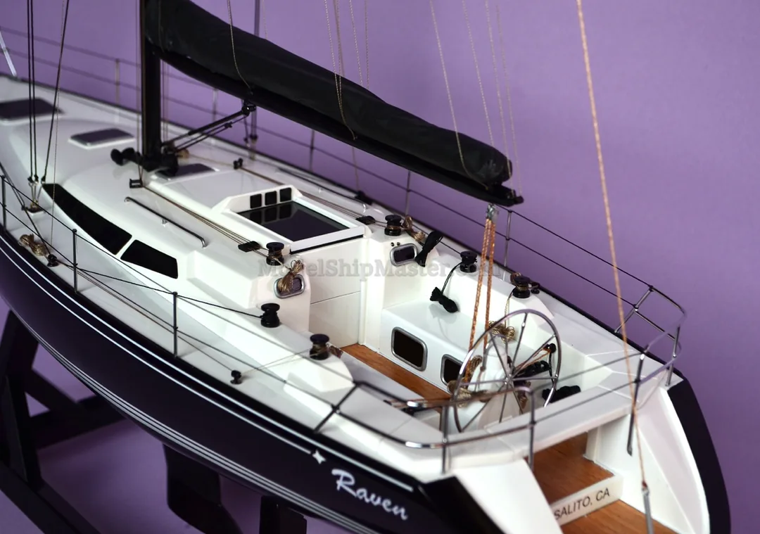 C&C 115 sailing
