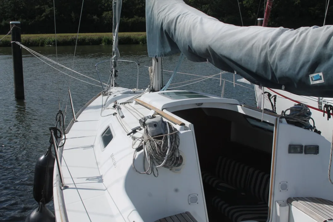 FIRST 260 SPIRIT sailing
