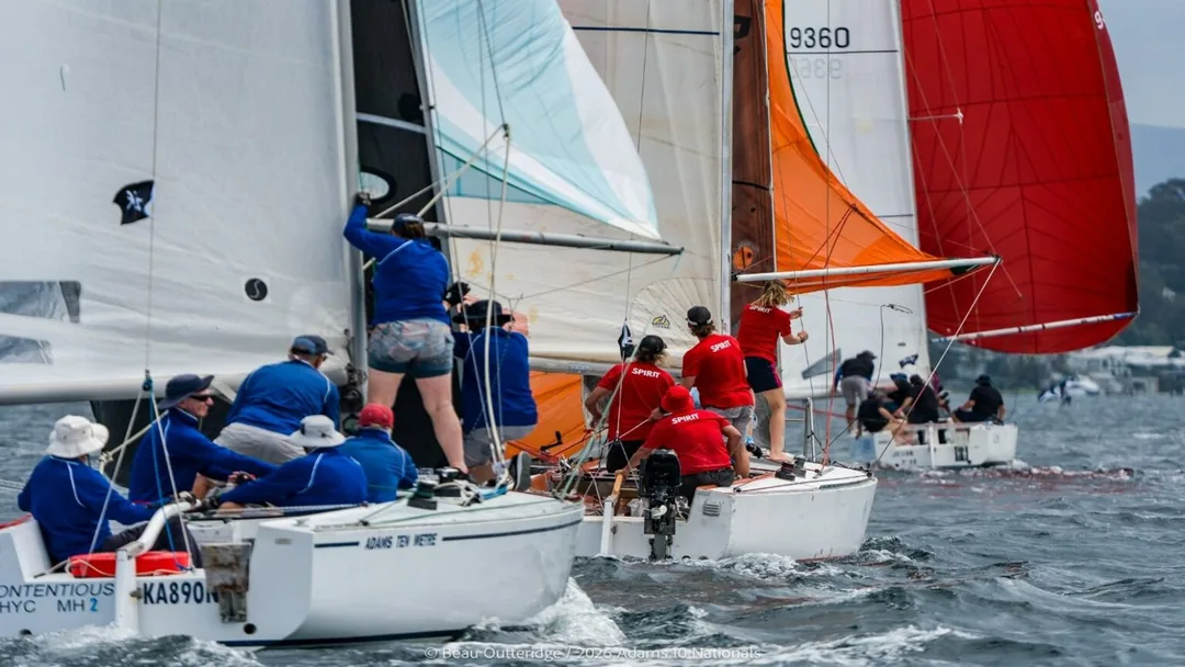 ADAMS 10 sailing