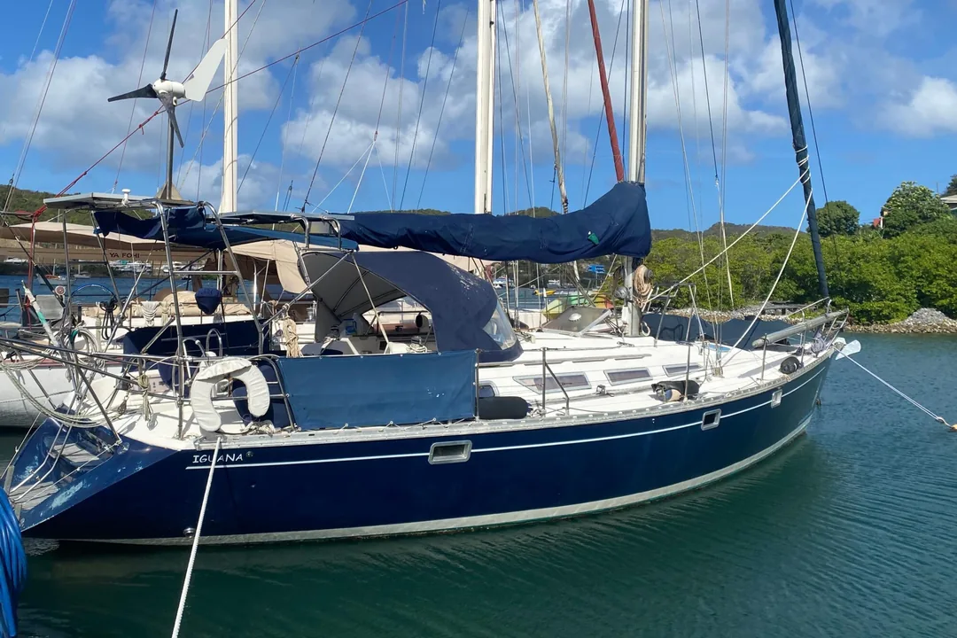 SUN MAGIC 44 sailing