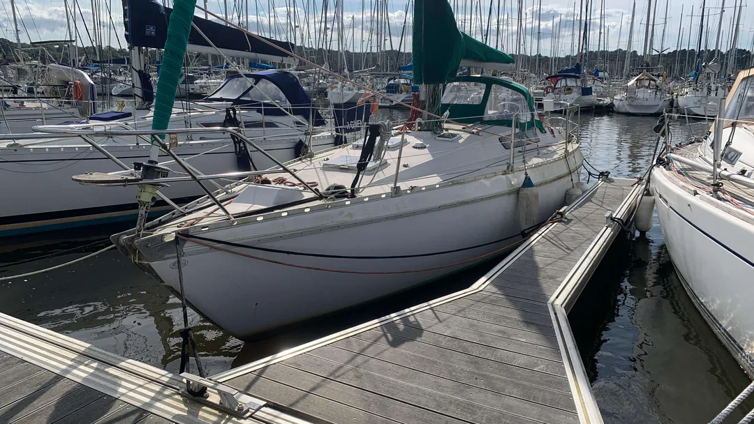 MELODY sailing